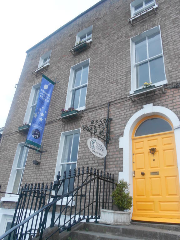 Spoon And The Stars Hostel Drogheda Quarto foto